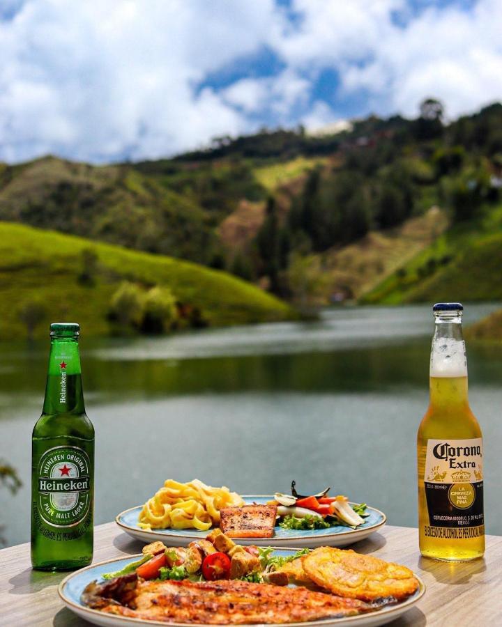 Aw Guatape Glamping Resort Buitenkant foto