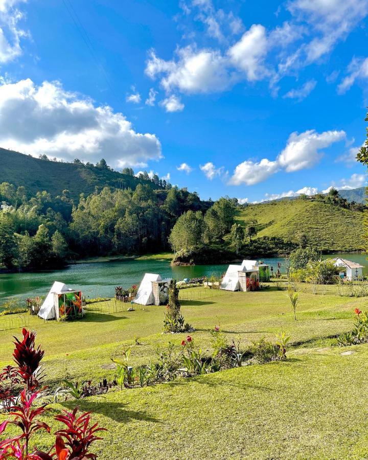 Aw Guatape Glamping Resort Buitenkant foto