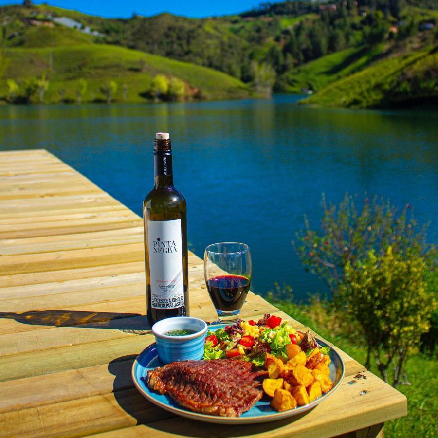 Aw Guatape Glamping Resort Buitenkant foto