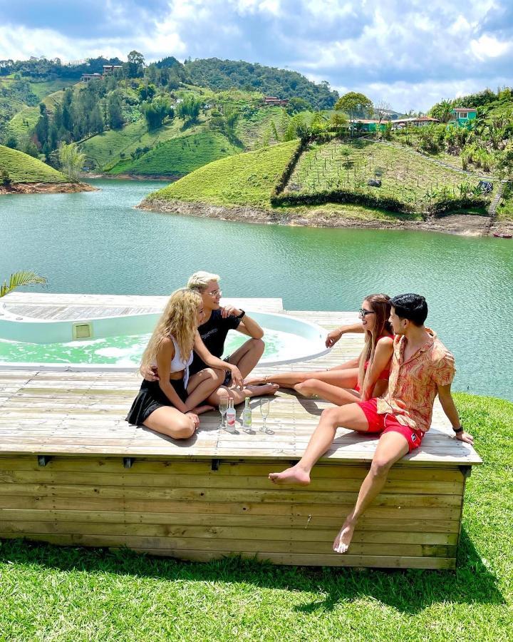 Aw Guatape Glamping Resort Buitenkant foto
